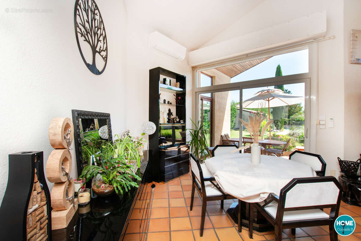 Maison à LABARTHE-SUR-LEZE