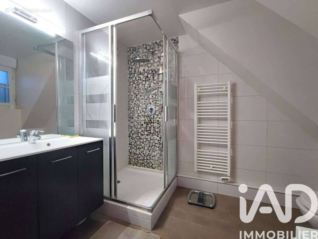 Photo 9 - Appartement à L'ISLE-ADAM