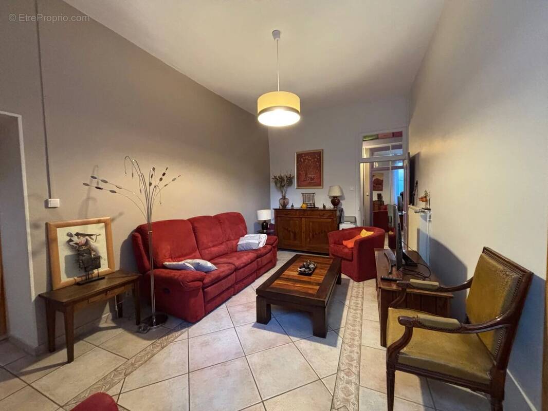 Maison à MONTELIMAR