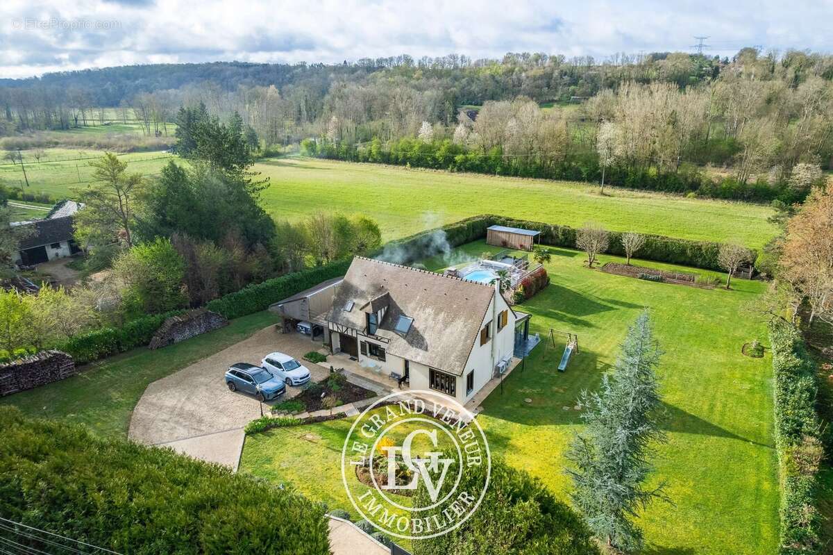 Maison à FONTAINEBLEAU