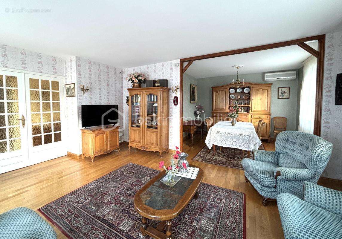 Maison à BALLAN-MIRE