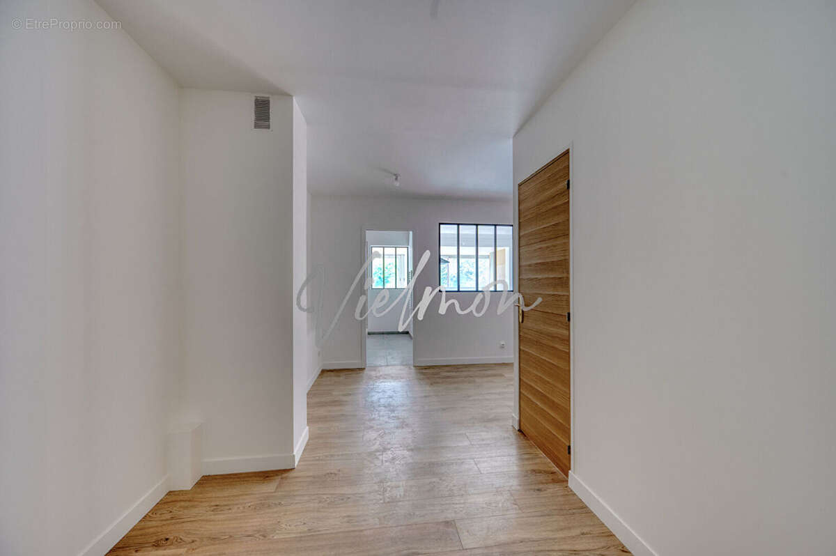 Appartement à LE CHESNAY