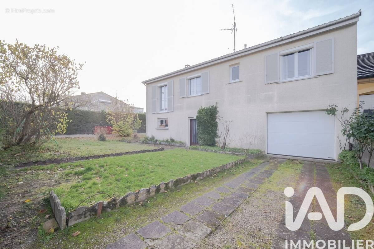 Photo 1 - Maison à TOUL