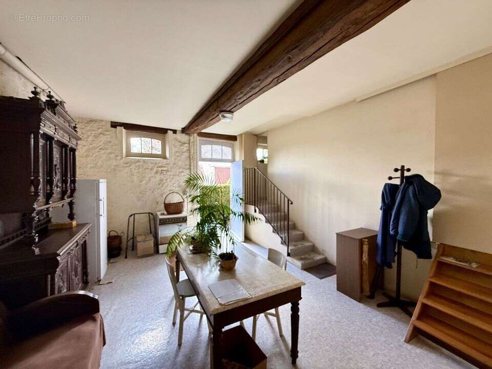 Maison à DONNEMARIE-DONTILLY