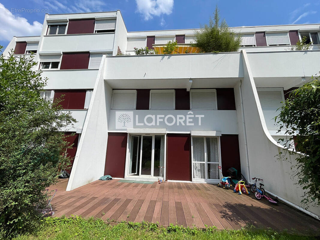 Appartement à FONTENAY-SOUS-BOIS