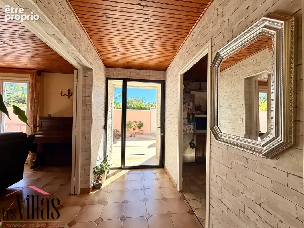 Maison familiale avec piscine et grand garage - photo 6