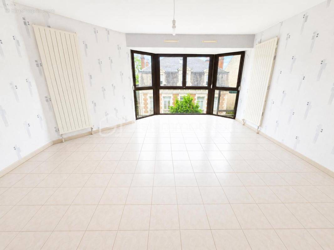 Appartement à CHARLEVILLE-MEZIERES