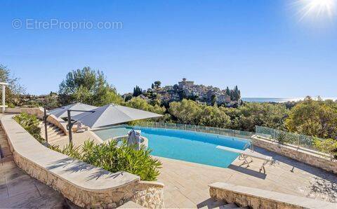 Maison à CAGNES-SUR-MER