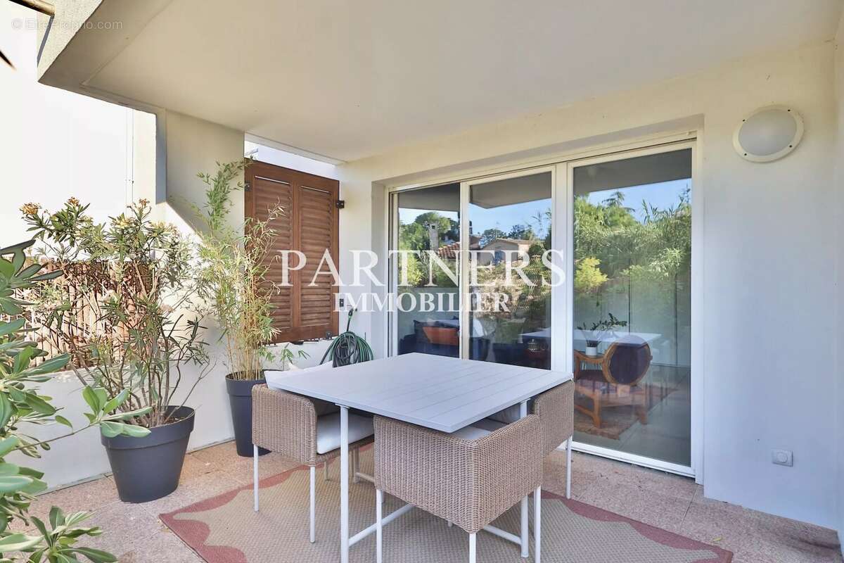 Appartement à MARSEILLE-12E