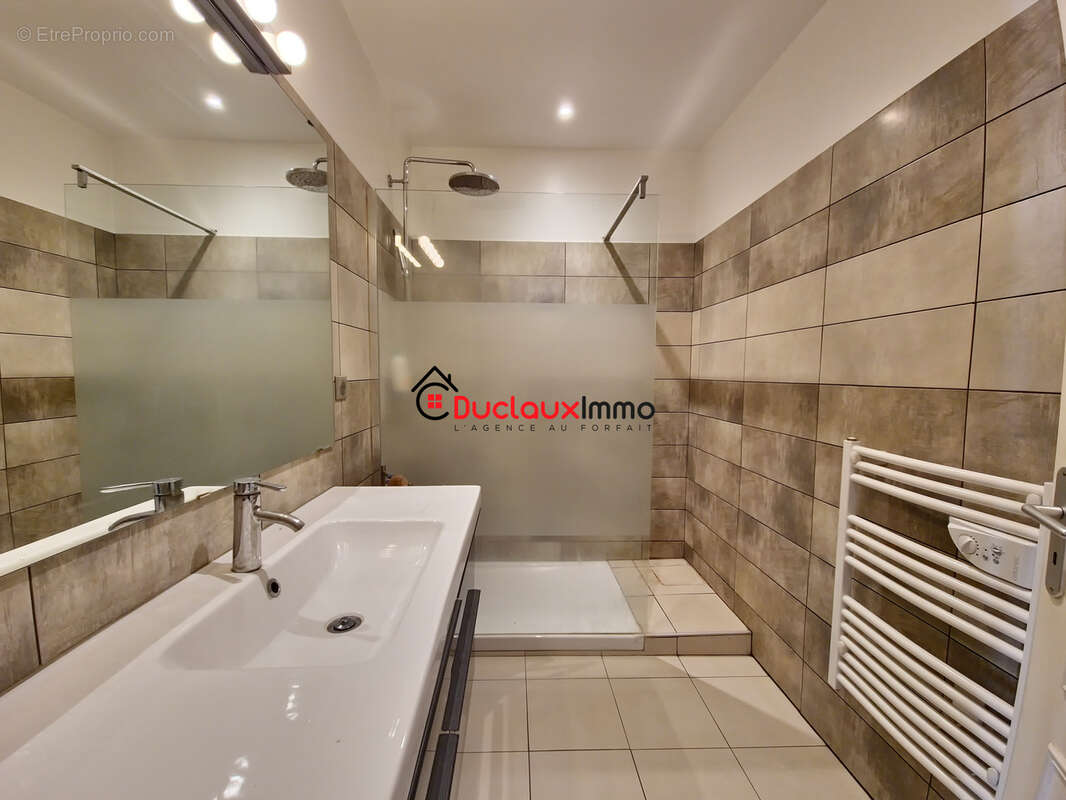 Maison de ville 135 m2   aurillac, secteur gare - photo 6