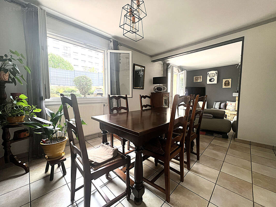 Appartement à SAINT-CHAMOND