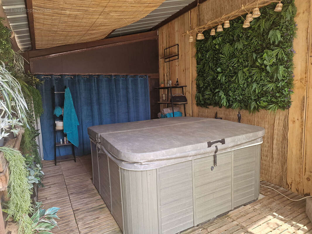 Maison à SAINT-AMBROIX