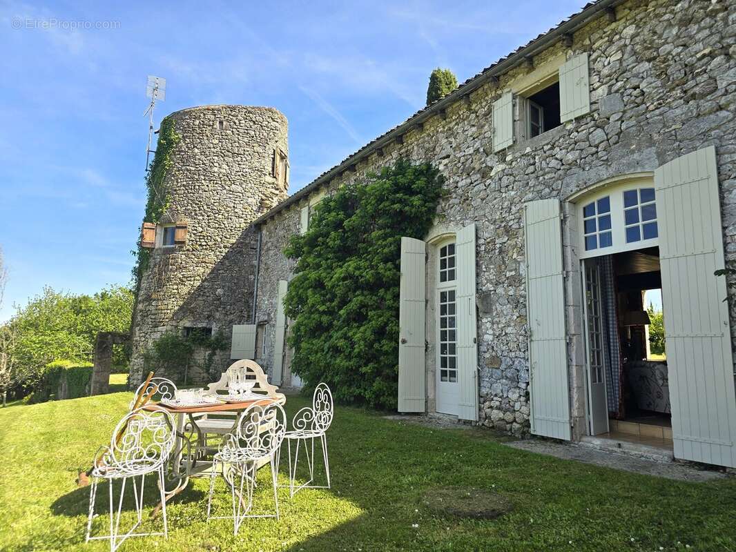 Maison à SAINT-ANTOINE-DE-BREUILH