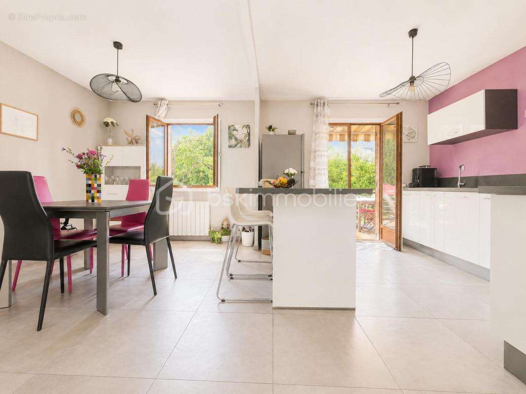 Maison à VILLEFRANCHE-SUR-SAONE