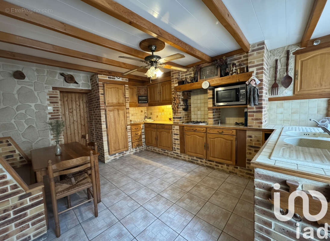 Photo 5 - Maison à JOIGNY