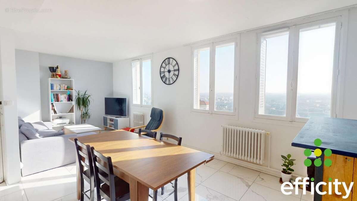 Appartement à LA MULATIERE