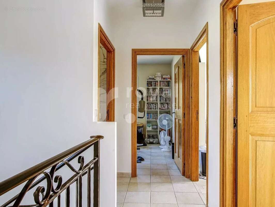 Maison à MOUGINS