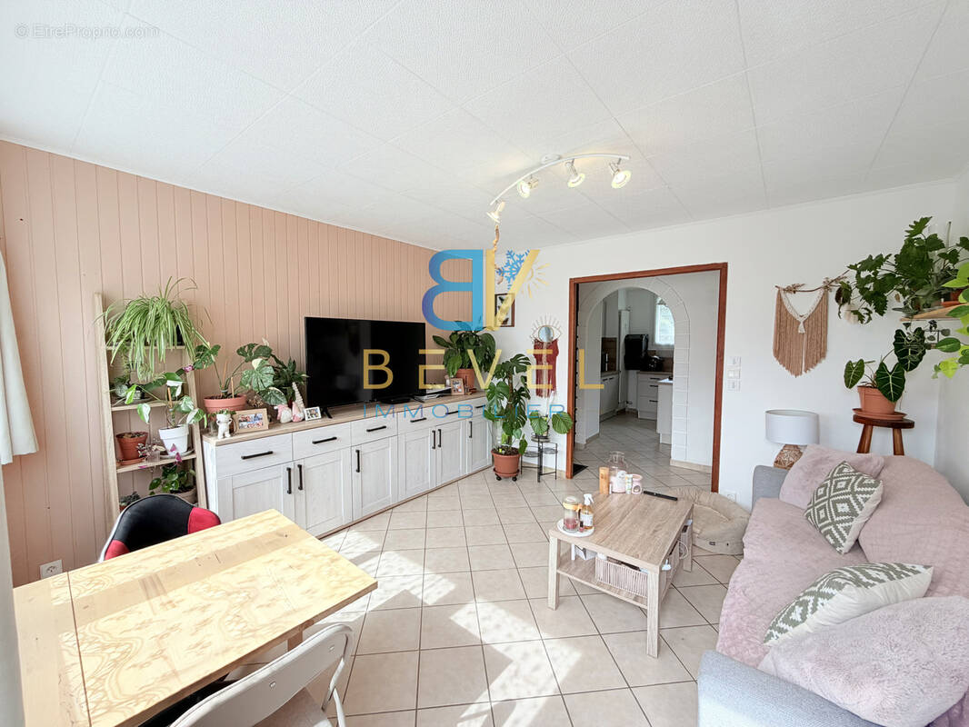 Appartement à SAINT-JEAN-DE-MAURIENNE