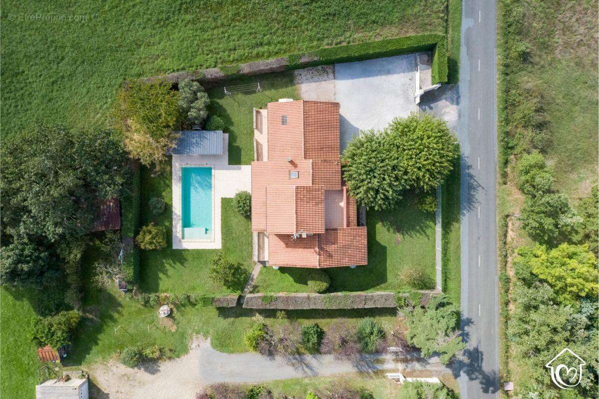 Maison à GRAULHET