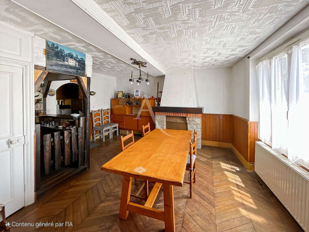 Maison à AUVERS-SUR-OISE