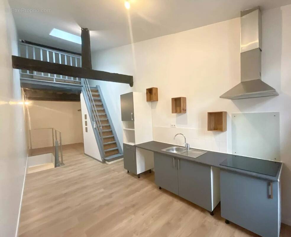 Appartement à REALMONT