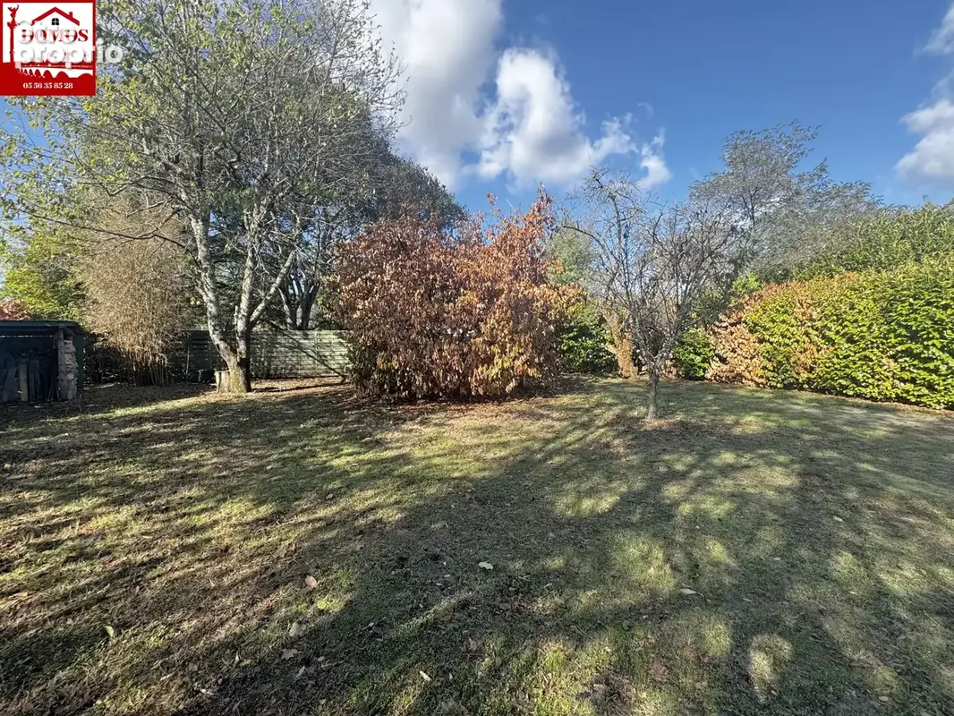 Terrain à PAREMPUYRE