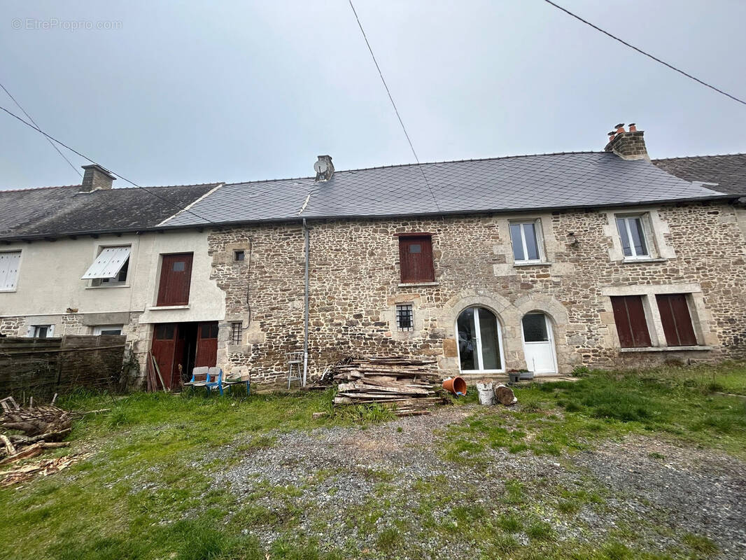 Maison à YVIGNAC-LA-TOUR