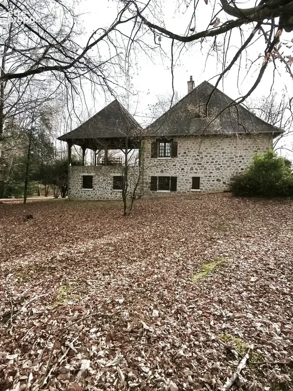 Maison de caractère sur parc de 9700m2 - photo 9