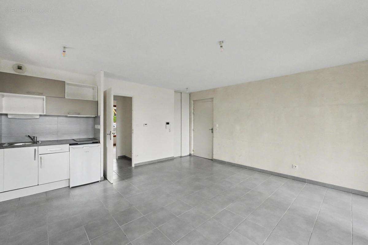 Appartement à CORNEBARRIEU