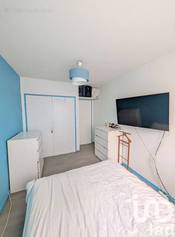 Photo 8 - Appartement à FLEURY-LES-AUBRAIS