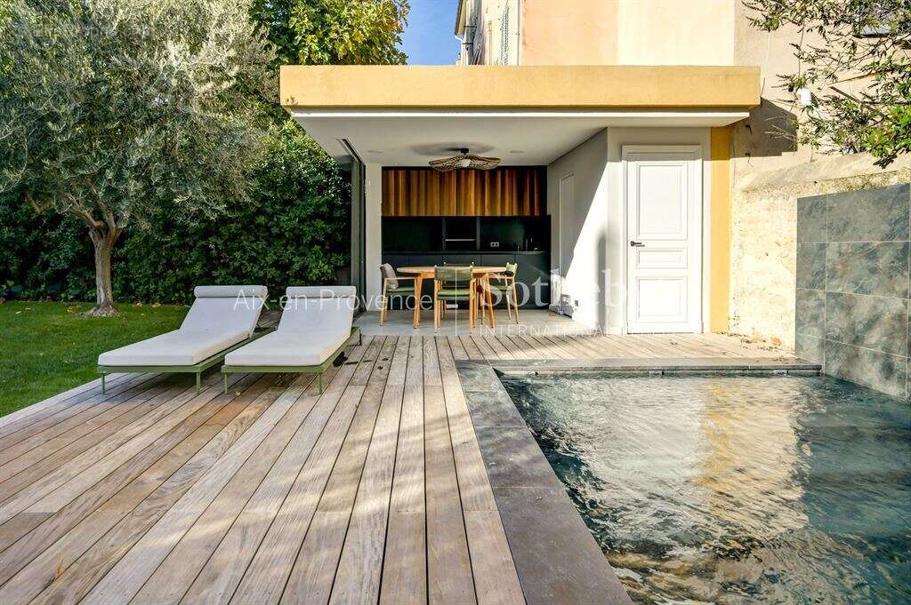 Maison à AIX-EN-PROVENCE