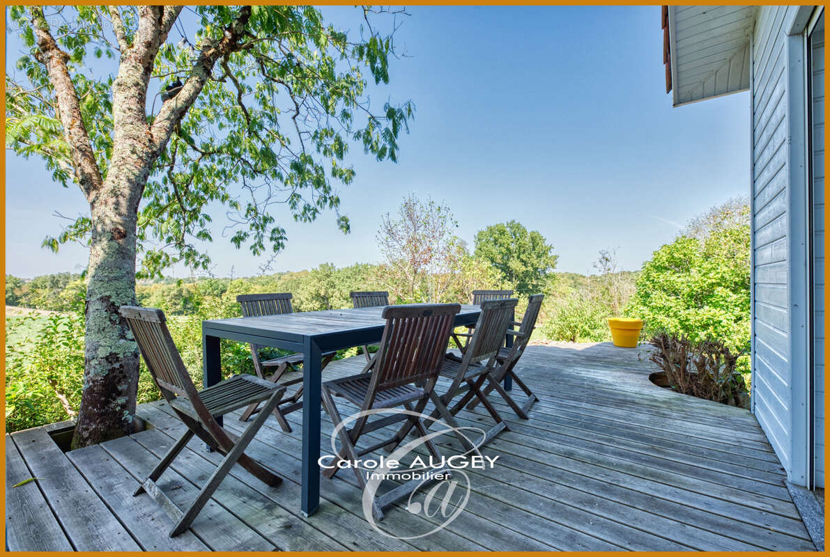 Maison à CARIGNAN-DE-BORDEAUX