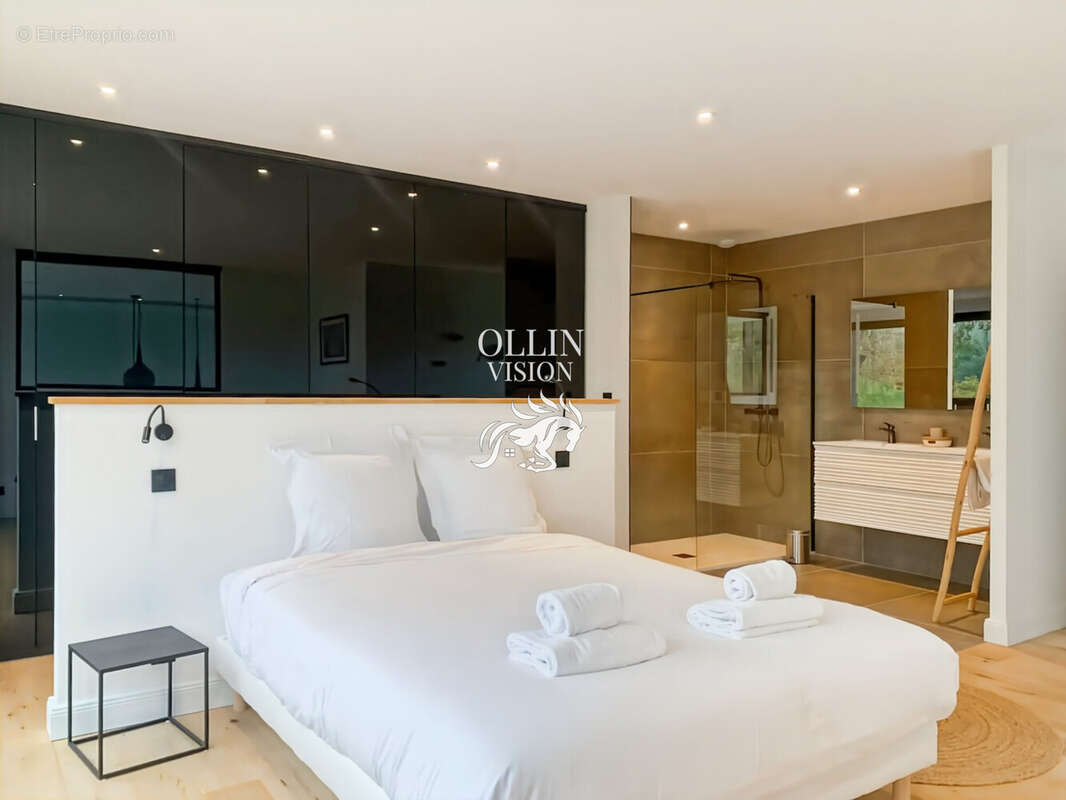 Maison à LE BOUSCAT