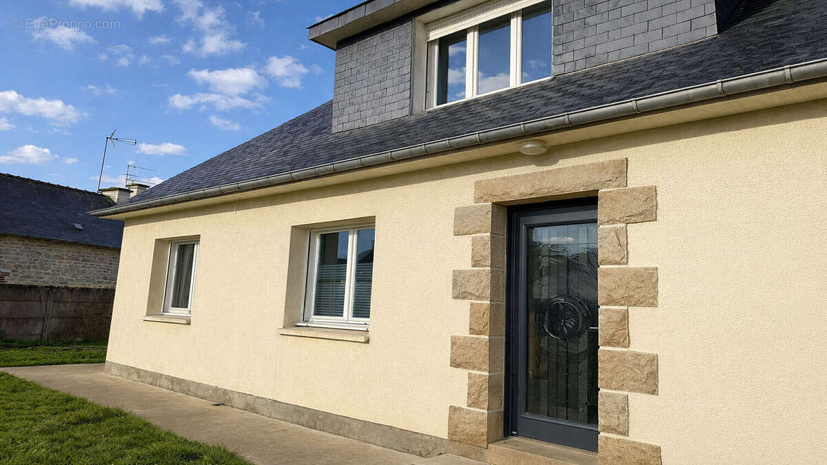 Maison à SERVON-SUR-VILAINE