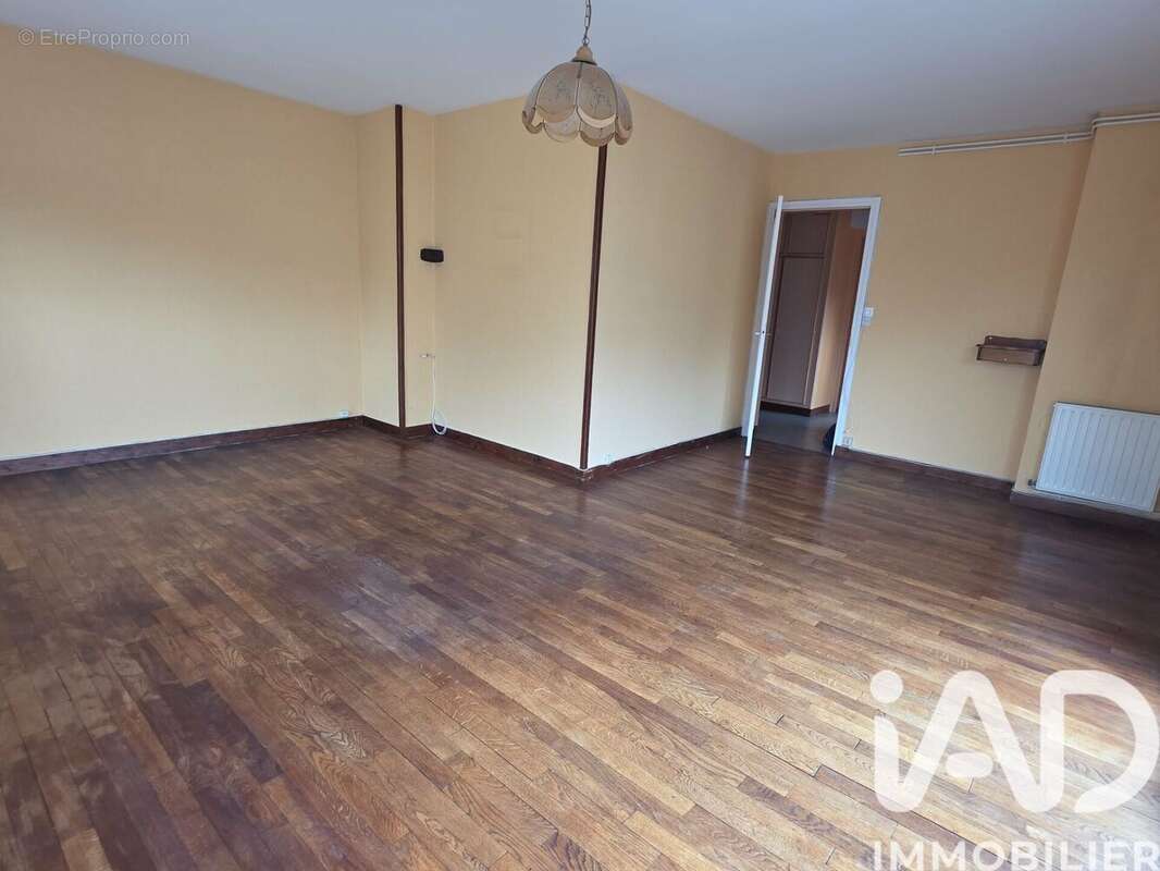 Photo 4 - Appartement à CONDE-SUR-NOIREAU