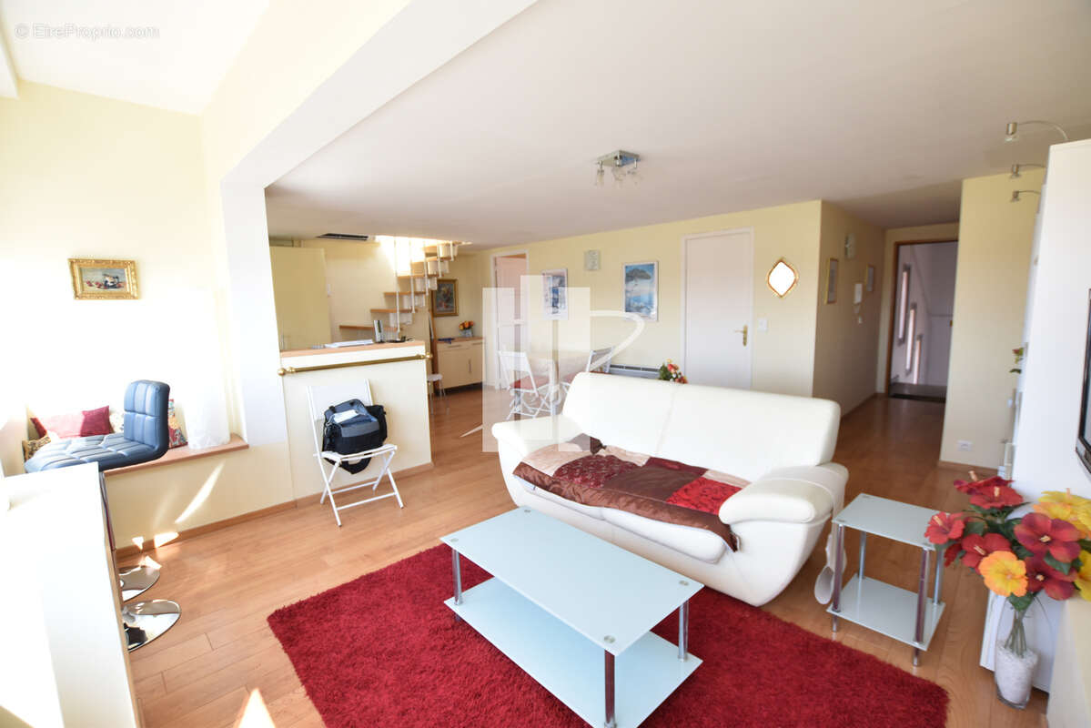 Appartement à SAINT-RAPHAEL