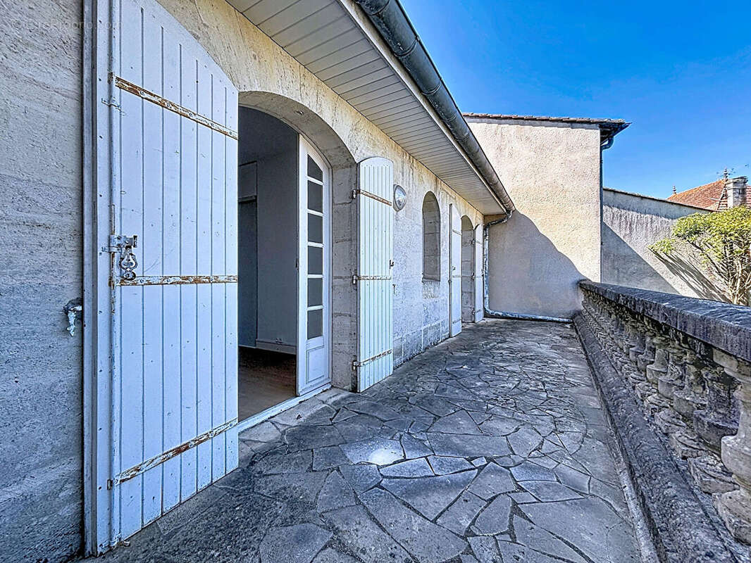 Maison à SAINT-ANDRE-DE-CUBZAC