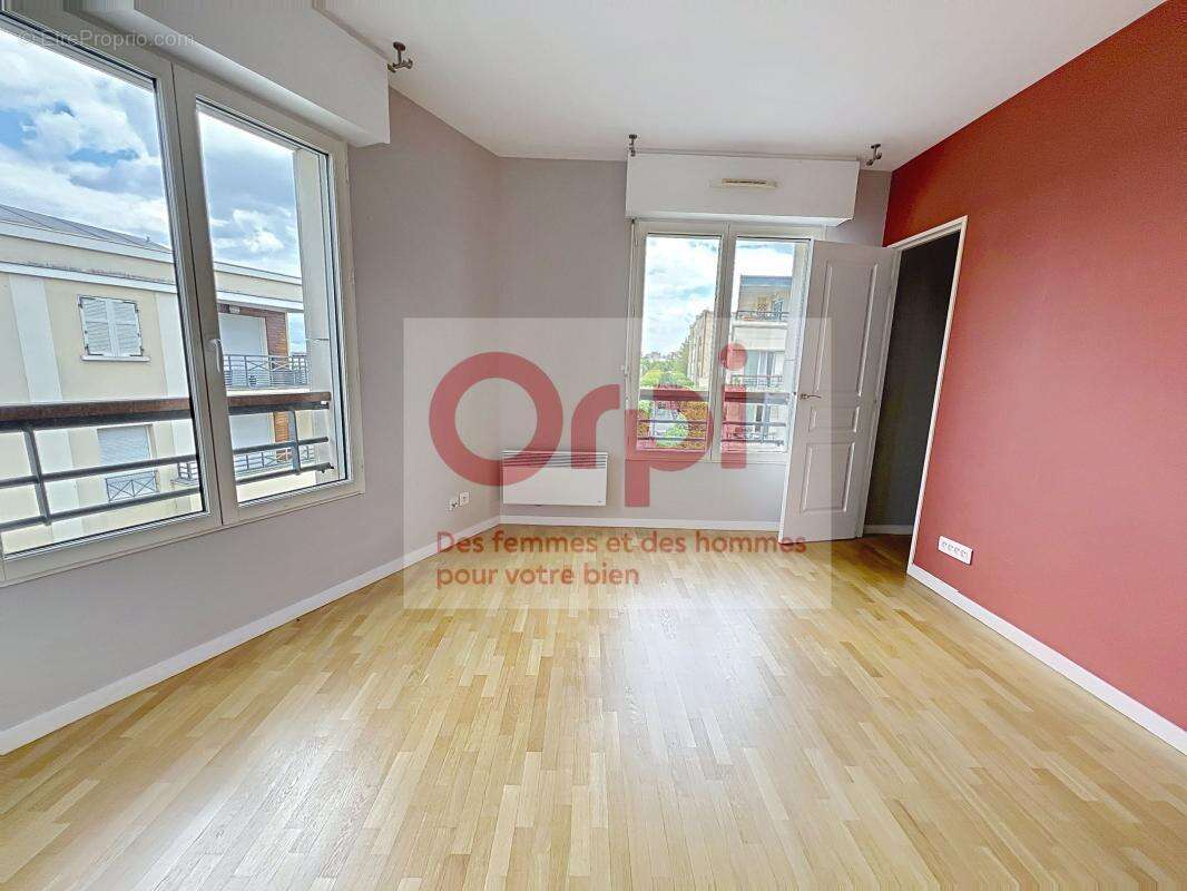 Appartement à ISSY-LES-MOULINEAUX