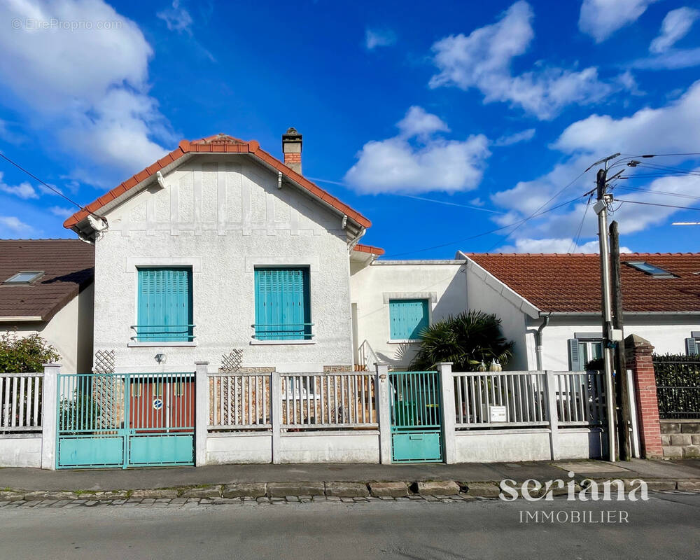Maison à SAVIGNY-SUR-ORGE
