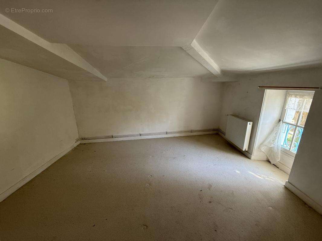 Maison à TALMONT-SUR-GIRONDE