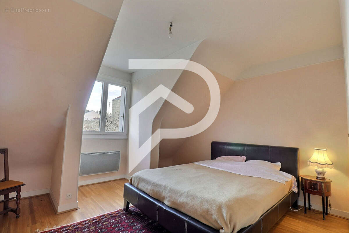 Maison à MAISONS-LAFFITTE