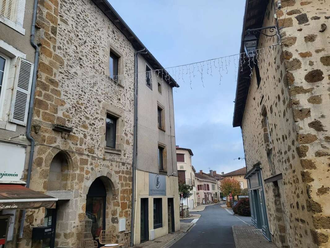 Élégante maison de ville conçue par un architecte avec potentiel de revenus - photo 2