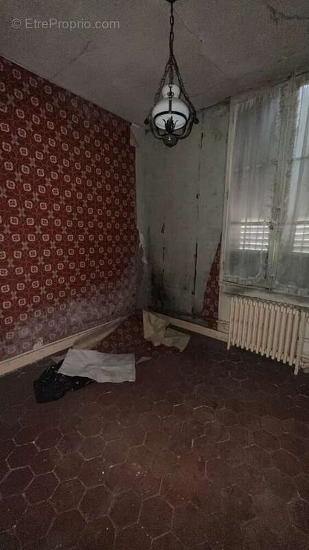 Maison à BRIENON-SUR-ARMANCON