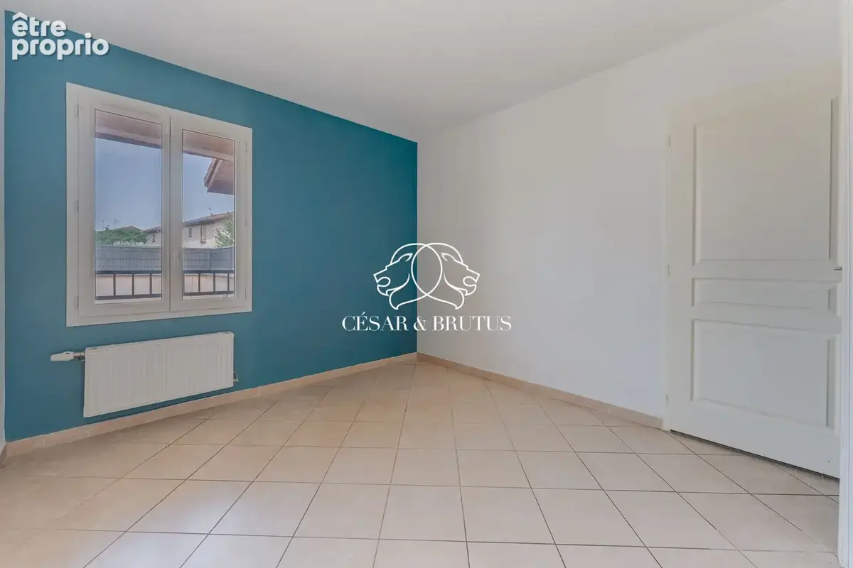 Maison 6 pièces 115 m² à vendre à Pusignan (69330) - photo 7