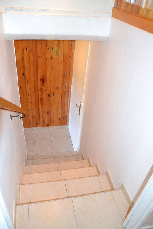 Maison à SAINT-SAUVES-D'AUVERGNE