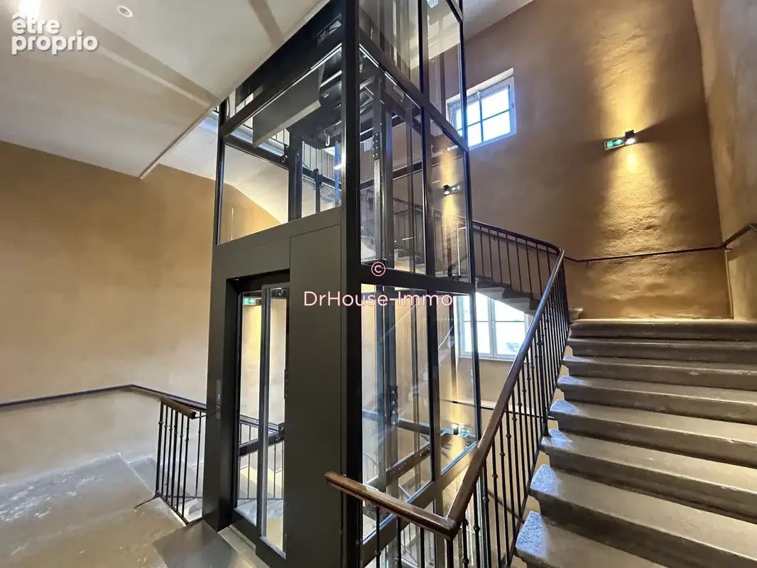 Commerce 115 m² à vendre à Mornant (69440) - photo 8