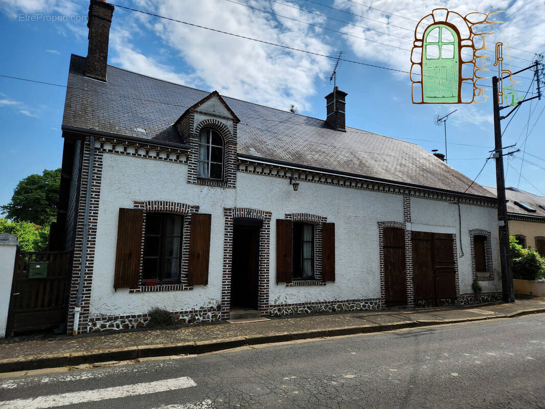 Maison à SARGE-SUR-BRAYE