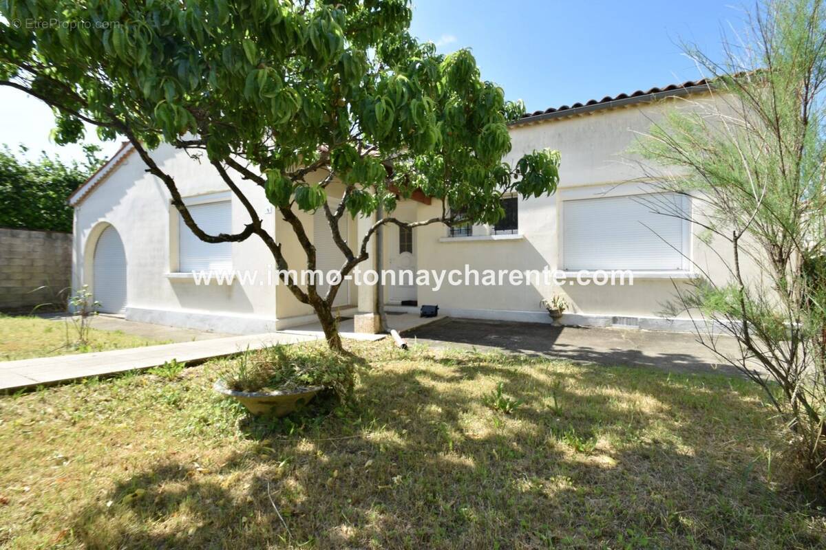 Maison à TONNAY-CHARENTE