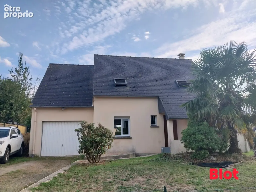 Maison à LA SELLE-EN-COGLES