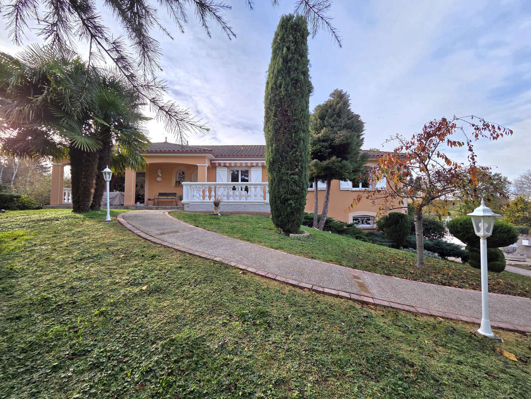 Maison à BELLERIVE-SUR-ALLIER